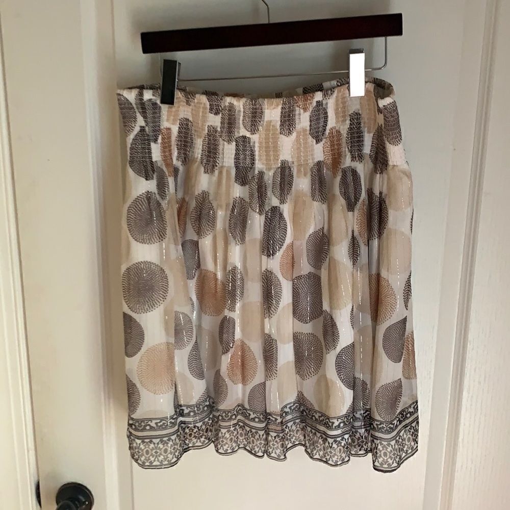 New WHBM silk polka dot fancy skirt silver threads size Large 100% silk
